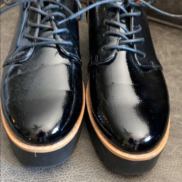 Patent Leather Chunky Heel Loafers 7 - Picture 2 of 8